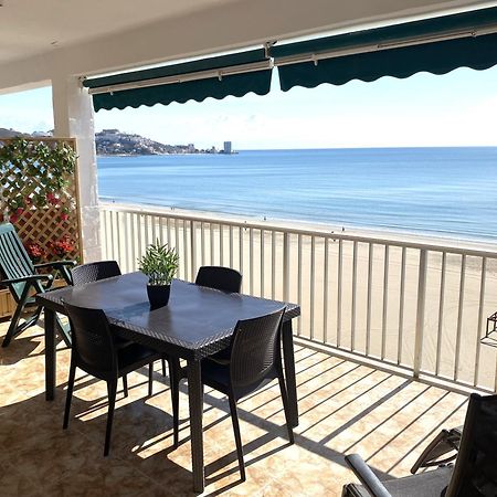 Beachfront And Renovated Apartment Cullera Bagian luar foto